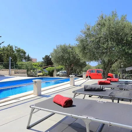 Family Friendly With A Swimming Pool Zatoglav, - 19761 Apartment Rogoznica (Sibenik-Knin)