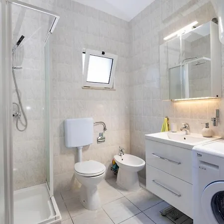 Family Friendly With A Swimming Pool Zatoglav, - 19761 Apartment Rogoznica (Sibenik-Knin)